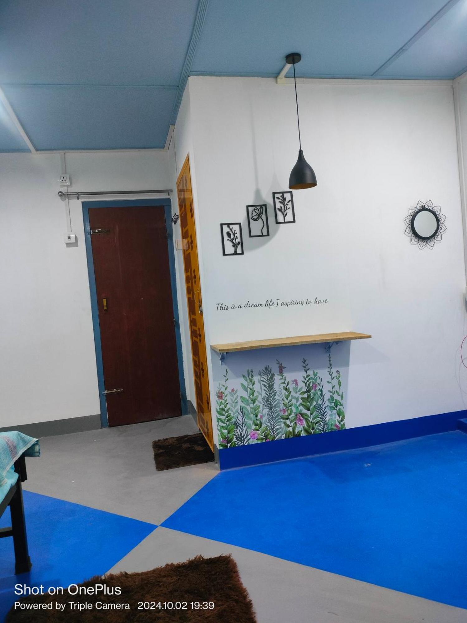 California Nest Appartement Tezpur Buitenkant foto