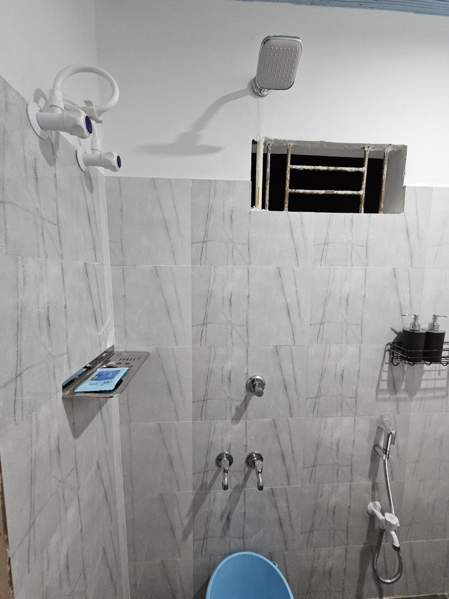 California Nest Appartement Tezpur Buitenkant foto