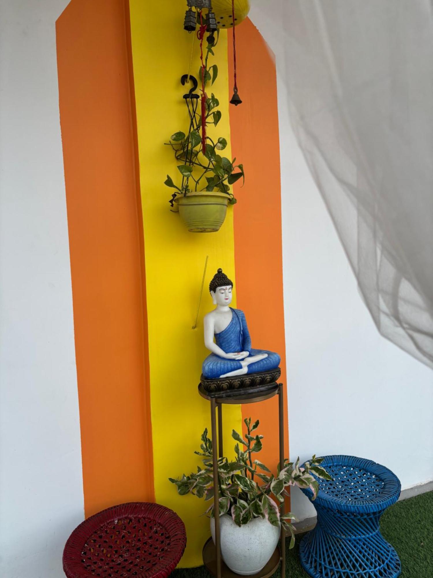 California Nest Appartement Tezpur Buitenkant foto